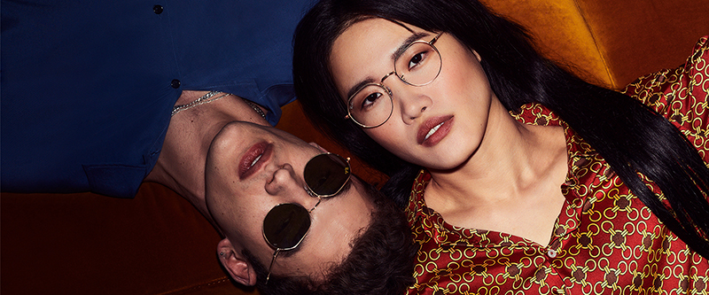 cach-nhan-biet-mat-kinh-rayban-hang-xin-chinh-han-1-800x333-2 Phân biệt mắt kính RayBan chính hãng thông qua giá thành