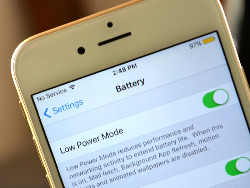 Chế độ tiết kiệm pin có thể hạn chế một số tác vụ trên iPhone