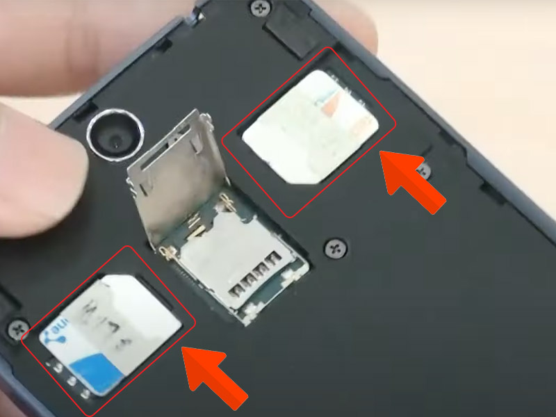 Lắp hoặc tháo rời SIM