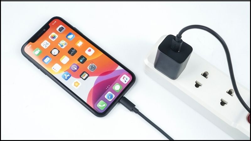 Nên chọn cáp sạc nhanh không