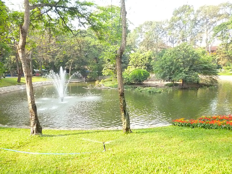 chup-hinh-gia-dinh-tai-thao-cam-vien khung cảnh đẹp tại Thảo Cầm Viên Sài Gòn