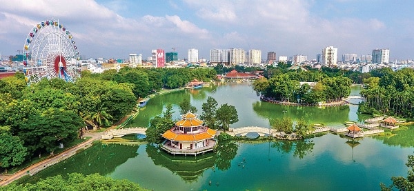 cong-vien-dam-sen-chup-anh-gia-dinh khung cảnh tại công viên đầm sen