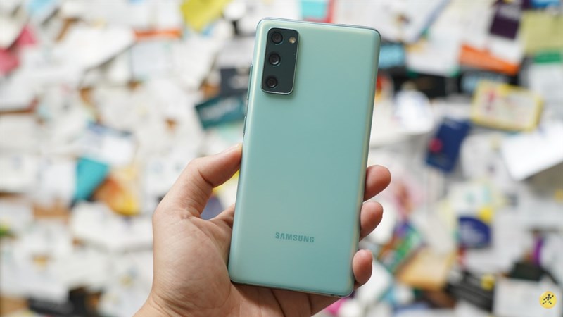 SMARTPHONE SAMSUNG CHẠY CHIP SNAPDRAGON GIẢM SỐC SMARTPHONE SAMSUNG CHẠY CHIP SNAPDRAGON GIẢM SỐC