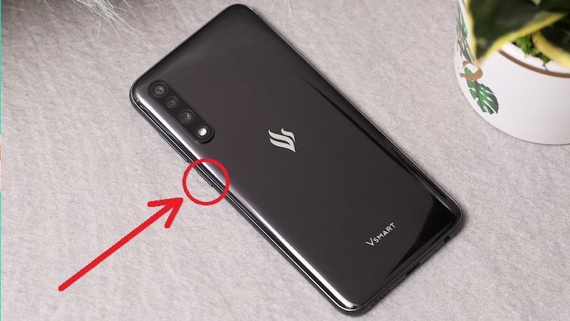 Khởi động lại điện thoại Vsmart