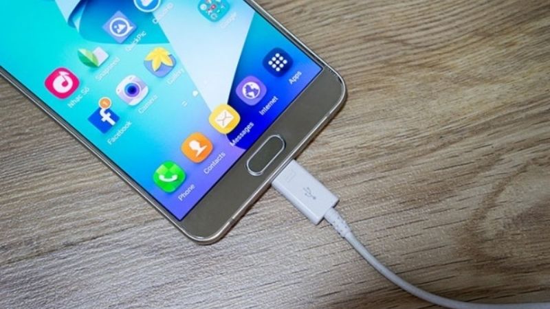 Xem xét kỹ tình trạng pin