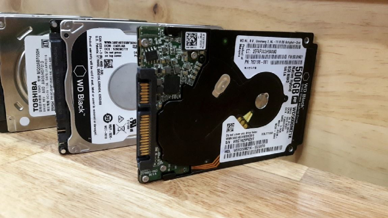 Cần mang laptop bị lỗi phần cứng đến trung tâm sửa chữa