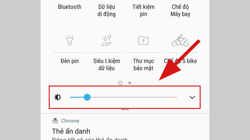 Điều chỉnh độ sáng với thanh cài đặt nhanh