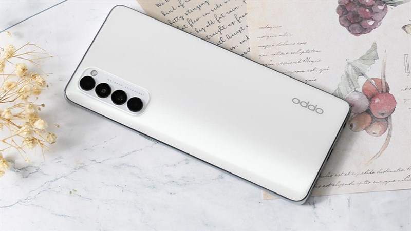 OPPO Reno4 Pro OPPO Reno4 Pro