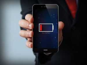 Pin điện thoại nhanh hết pin là dấu hiệu pin bị phồng ở mức độ nhé
