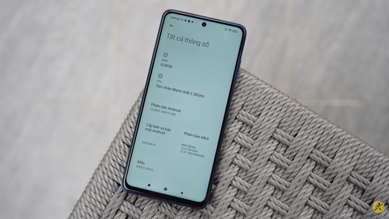 Xiaomi POCO X3 NFC thiết kế Xiaomi POCO X3 NFC thiết kế