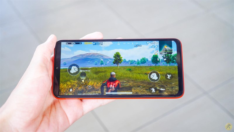 Chiến game trên Redmi 9T khá ổn định Chiến game trên Redmi 9T khá ổn định