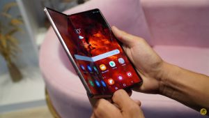 Galaxy Z Fold 3 5G được cho là có camera ẩn dưới màn hình