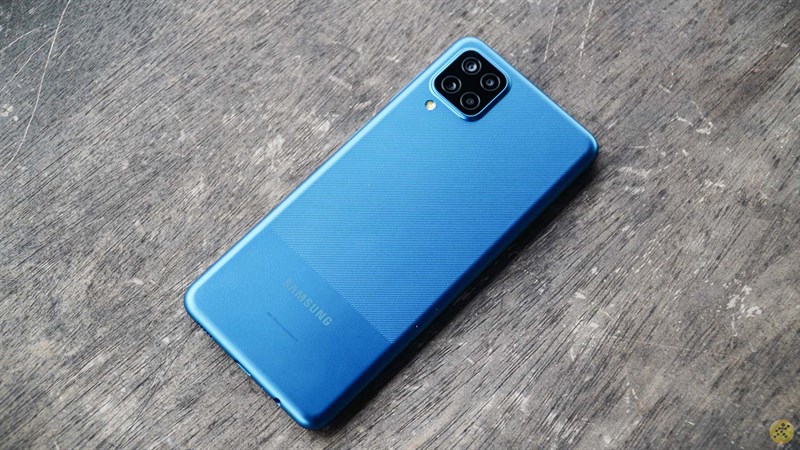 TOP 10 smartphone bán chạy nhất thế giới Q1 2021. iPhone 12 series tiếp tục thống trị bảng xếp hạng TOP 10 smartphone bán chạy nhất thế giới Q1 2021. iPhone 12 series tiếp tục thống trị bảng xếp hạng