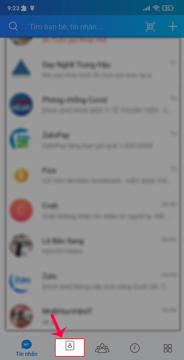 Chọn vào Danh bạ. Chọn vào Danh bạ.