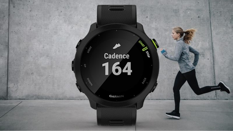Garmin Forerunner 55 hỗ trợ cảnh báo guồng chân cho bạn