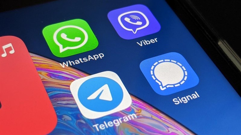 Hiếu PC khuyên cộng đồng mạng nên chuyển sang sử dụng các ứng dụng chat có tính bảo mật cao như: Telegram, WhatsApp, Viber và Signal Hiếu PC khuyên cộng đồng mạng nên chuyển sang sử dụng các ứng dụng chat có tính bảo mật cao như: Telegram, WhatsApp, Viber và Signal