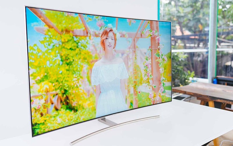 Độ sáng tối đa của TV QLED