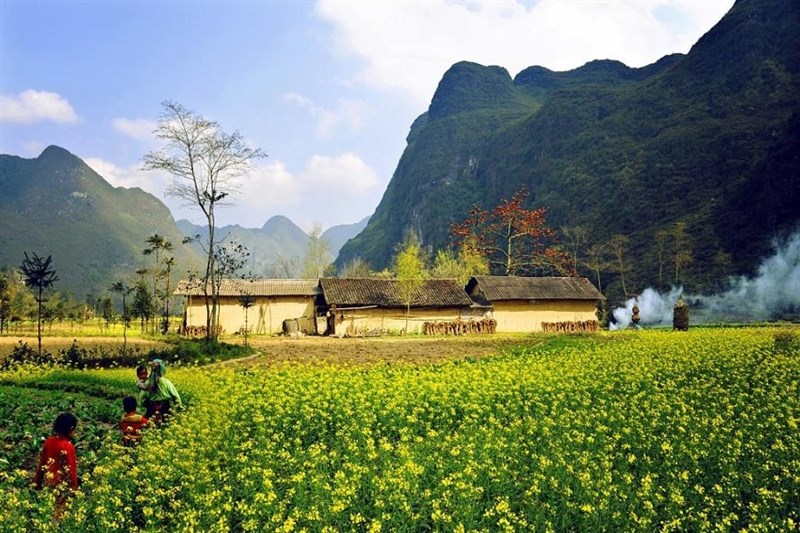 Khung cảnh bình yên tại thung lũng Sủng Là Khung cảnh bình yên tại thung lũng Sủng Là