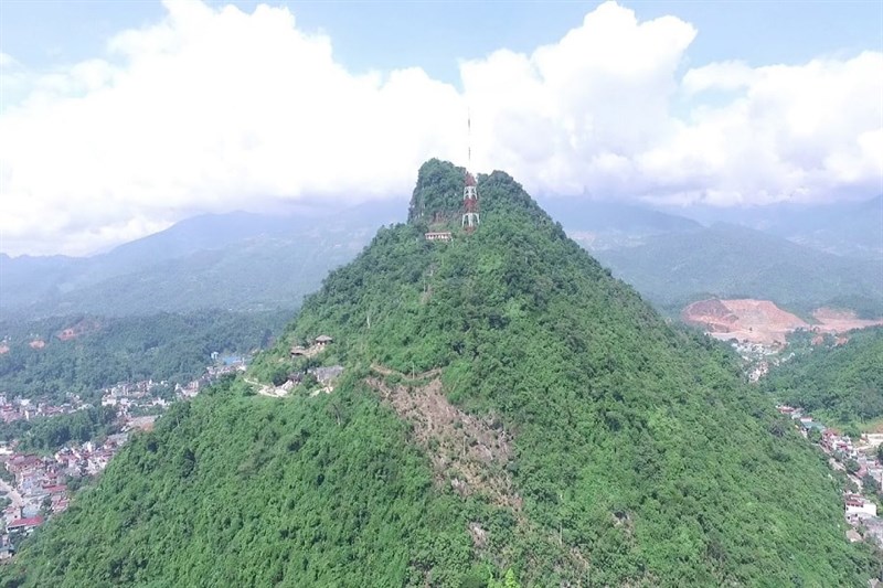 Đến Hà Giang phải thử chinh phục núi Cấm Sơn Đến Hà Giang phải thử chinh phục núi Cấm Sơn