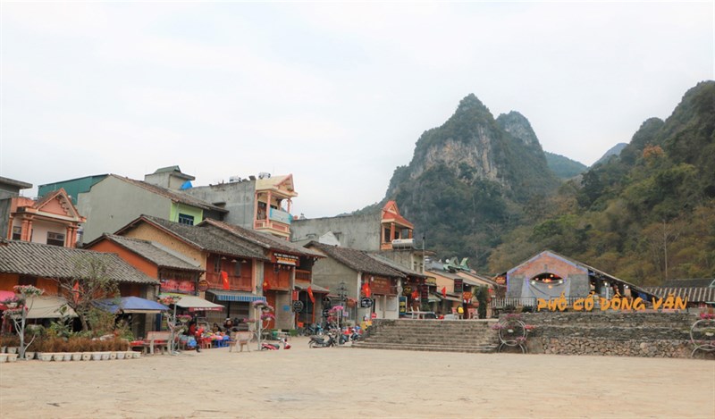 Phố cổ Đồng Văn mang đậm nét kiến trúc người Hoa Phố cổ Đồng Văn mang đậm nét kiến trúc người Hoa