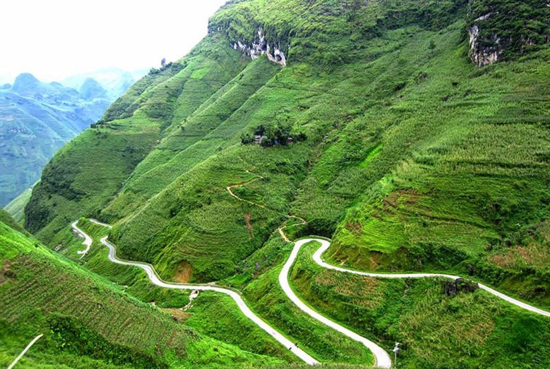 Đèo Mã Pí Lèng - “Vua” của các cung đường đèo Đèo Mã Pí Lèng - “Vua” của các cung đường đèo