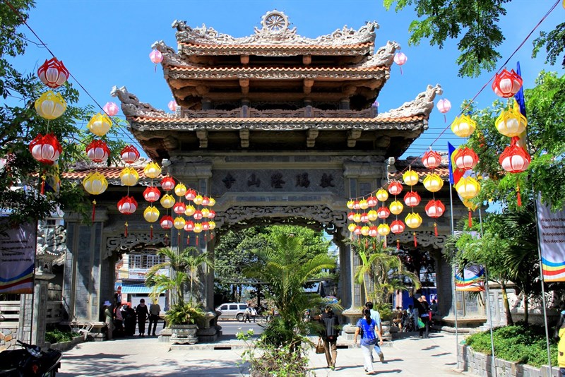 Chùa Long Sơn Nha Trang Chùa Long Sơn Nha Trang