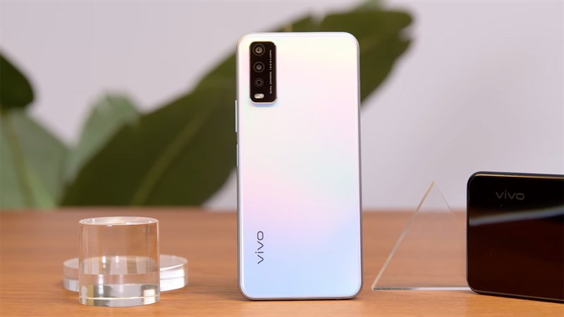 Lưu trữ thoải mái với Vivo Y12s có bộ nhớ 128GB giảm sốc 500.000 đồng Lưu trữ thoải mái với Vivo Y12s có bộ nhớ 128GB giảm sốc 500.000 đồng