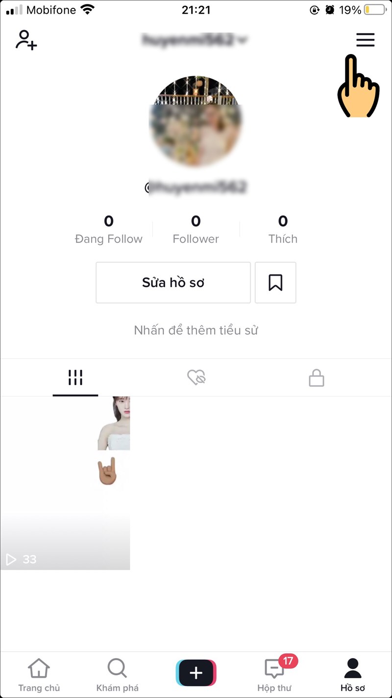 Nhấn vào biểu tượng 3 dấu gạch ngang Nhấn vào biểu tượng 3 dấu gạch ngang