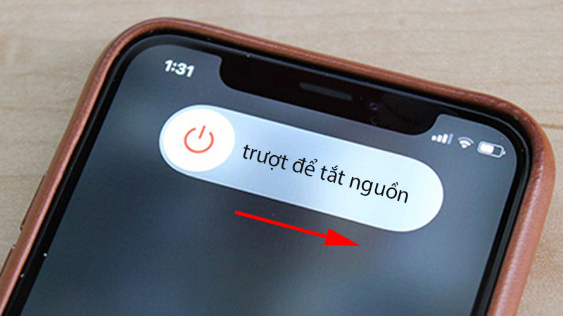 3-cach-tat-nguon-iphone-12-iphone-12-pro-iphone-12-pro-max202 Kéo trượt để tắt nguồn theo hướng mũi tên để tắt nguồn máy