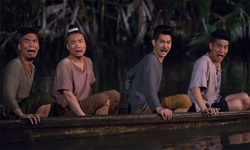 4 anh chàng chèo thuyền bỏ trốn khi biết Nak là ma 4 anh chàng chèo thuyền bỏ trốn khi biết Nak là ma