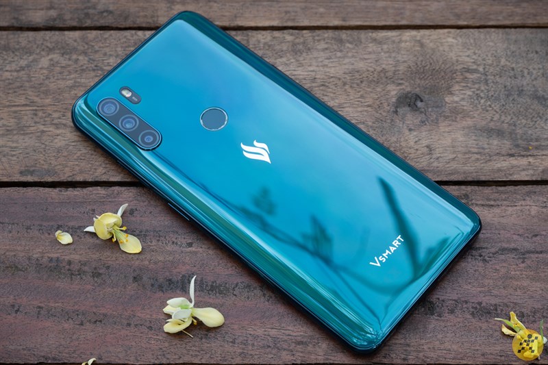 Vsmart Active 3 Vsmart Active 3