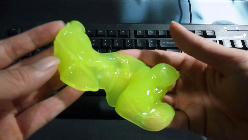 Hãy chú ý khi dùng gel vệ sinh để làm sạch laptop, máy tính