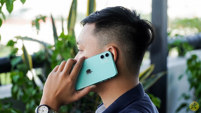 iPhone 11 iPhone 11