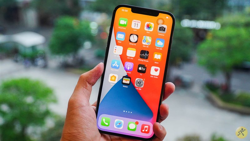 iPhone trôi bảo hành, hết bảo hành có đáng mua? iPhone trôi bảo hành, hết bảo hành có đáng mua?
