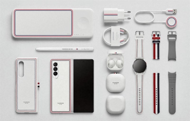 Samsung công bố phiên bản Thom Browne cho Galaxy Z Fold3, Z Flip 3 và Watch4 Classic Samsung công bố phiên bản Thom Browne cho Galaxy Z Fold3, Z Flip 3 và Watch4 Classic