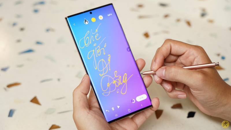 Galaxy Note 20, Note 20 Ultra hàng đổi trả tại giá bằng một nửa so với giá gốc, quá hời cho SamFans Galaxy Note 20, Note 20 Ultra hàng đổi trả tại giá bằng một nửa so với giá gốc, quá hời cho SamFans