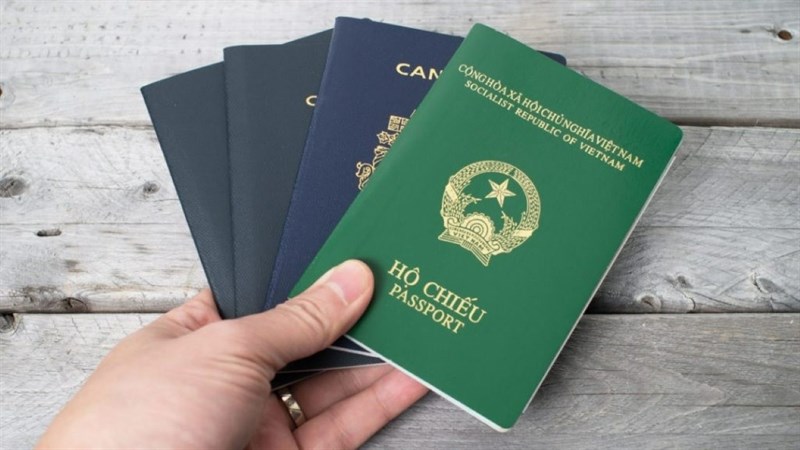 Có bắt buộc đổi sang hộ chiếu gắn chíp điện tử? Có bắt buộc đổi sang hộ chiếu gắn chíp điện tử?