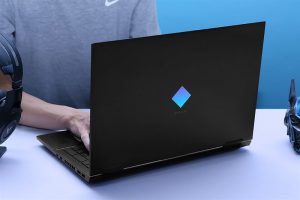 Loạt laptop xịn giảm bất ngờ đến hơn 5 triệu đồng, tậu ngay thôi