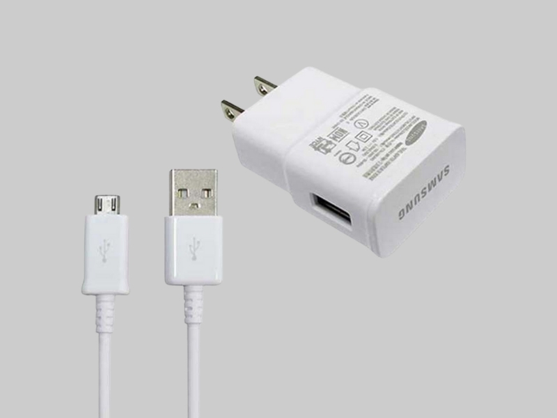 Nên sử dụng sạc chính hãng