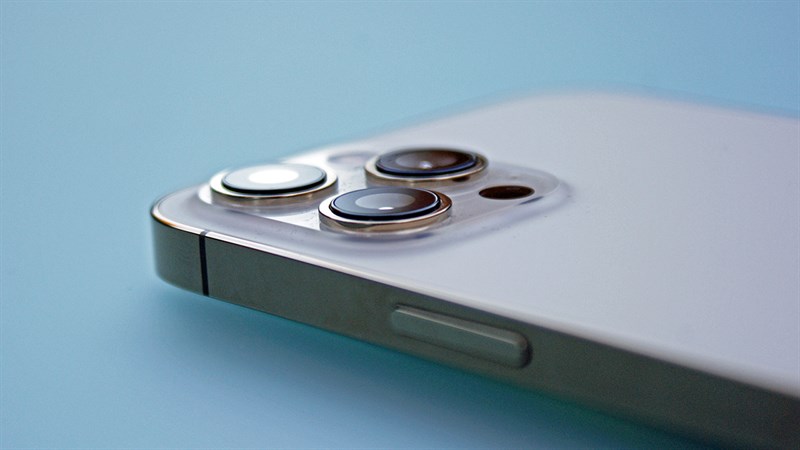 Cụm camera trên iPhone 13 Pro Max Cụm camera trên iPhone 13 Pro Max