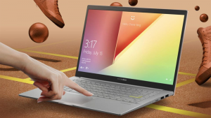 Bạn cần quan tâm đến sự tiện lợi cũng như cấu hình ổn khi chọn laptop
