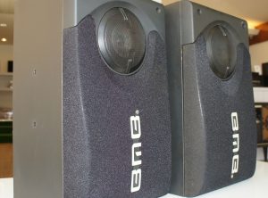 Loa BMB của nước nào?