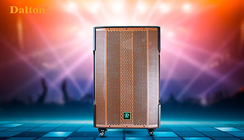 loa-keo-dalton-cua-nuoc-nao-co-nen-mua-khong-6-800x459-1 Loa kéo Dalton có công suất cao mang lại chất lượng âm thanh tốt