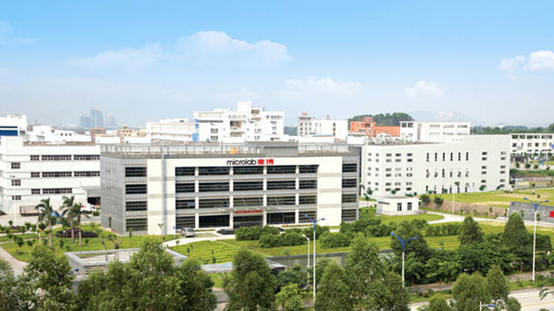 Loa Microlab của nước nào