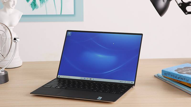 Thiết kế của laptop Dell XPS 13 9310 i5