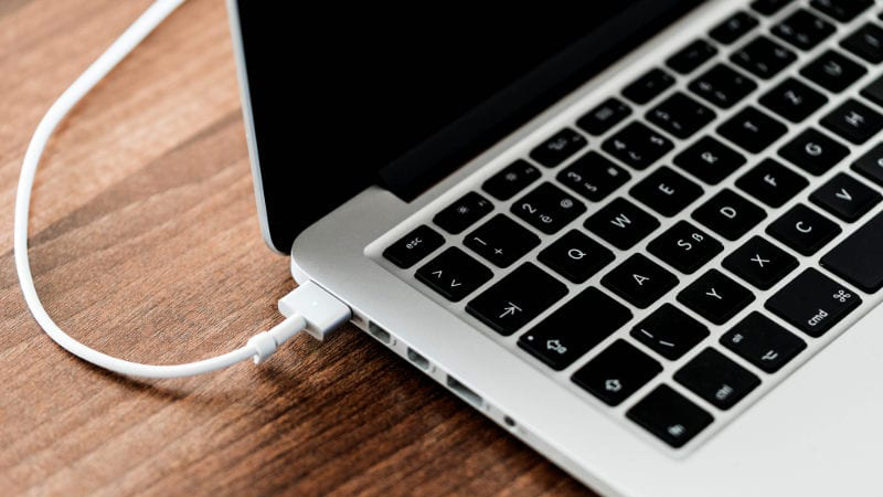 MacBook có dung lượng pin rất lớn