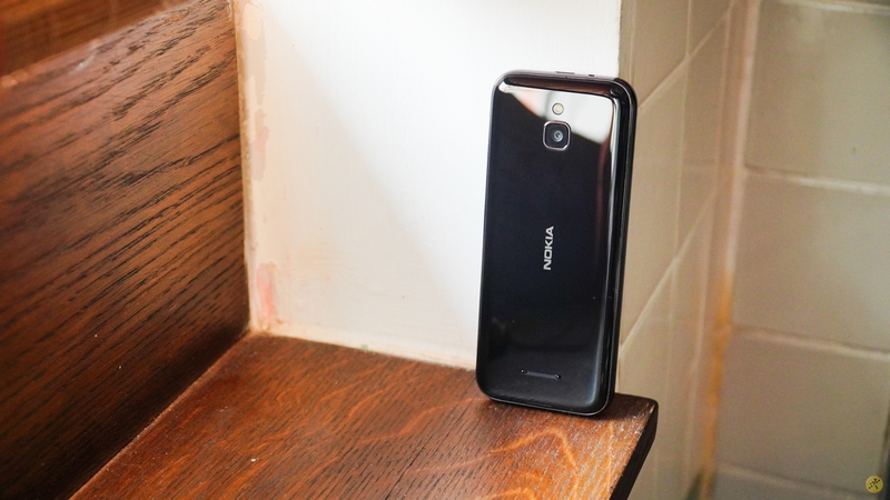 Nokia 8000 4G Nokia 8000 4G
