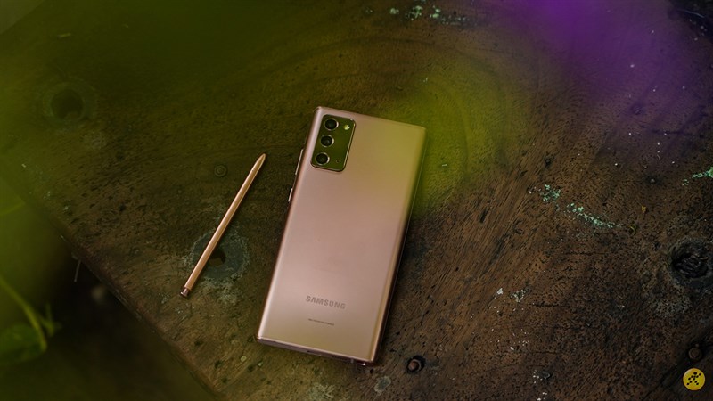 TOP smartphone Samsung sạc ngược không dây TOP smartphone Samsung sạc ngược không dây