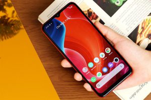Smartphone Realme sở hữu pin lớn cực khủng, giá rất bình dân cho bạn