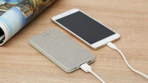 Sạc dự phòng giảm sốc